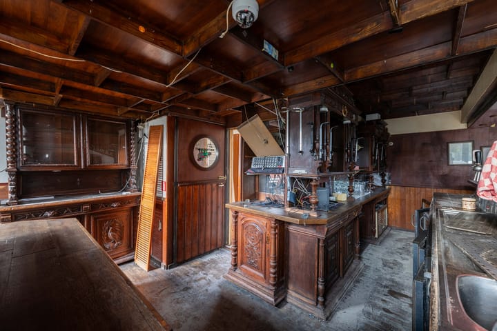 Vrijstaande woning te koop: Oostdijk 33, Hellevoetsluis
