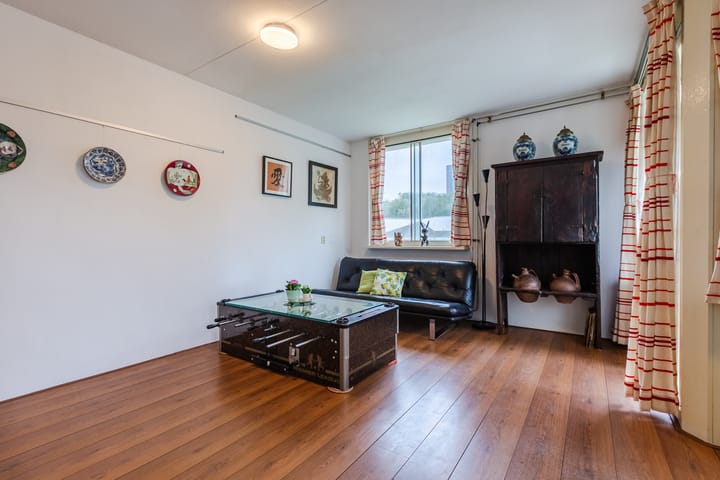 Foto 6 van IJplein 238