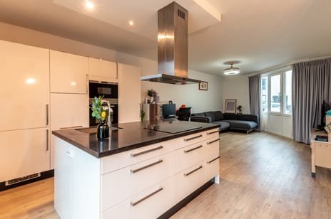 Wold 25 38 secondary image