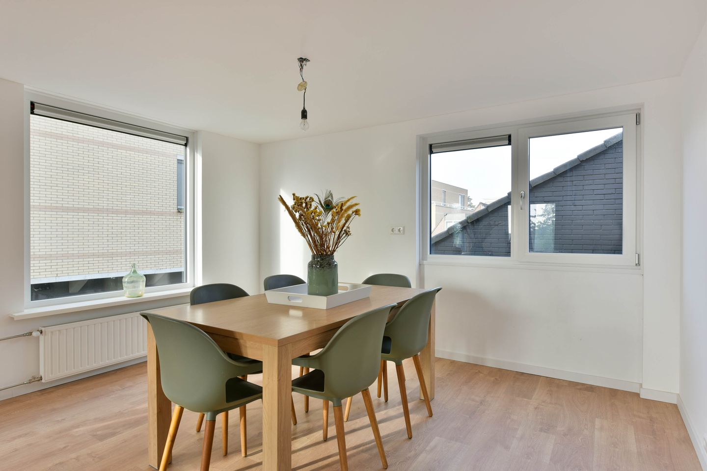 Bekijk foto 3 van Burgemeester Haitsmaplein 21