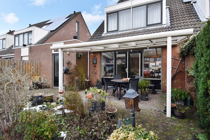 Foto 2 van Van der Does de Willeboisstraat 9