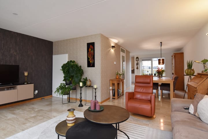 Foto 15 van Van der Does de Willeboisstraat 9