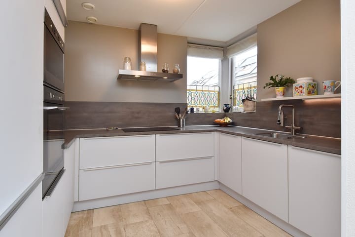 Foto 17 van Van der Does de Willeboisstraat 9