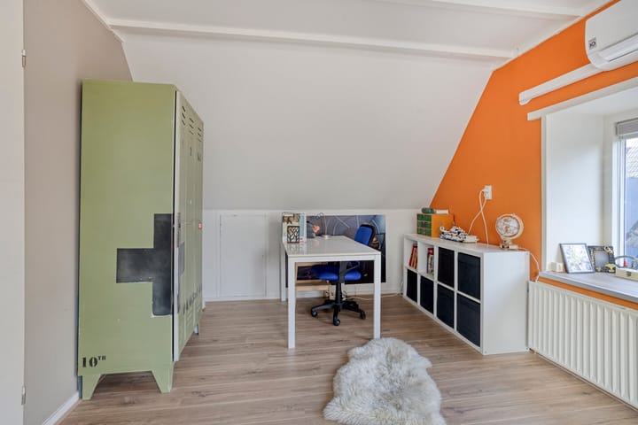 Photo 40 of De Eibert 9