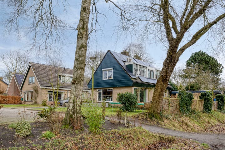 Photo 61 of De Eibert 9