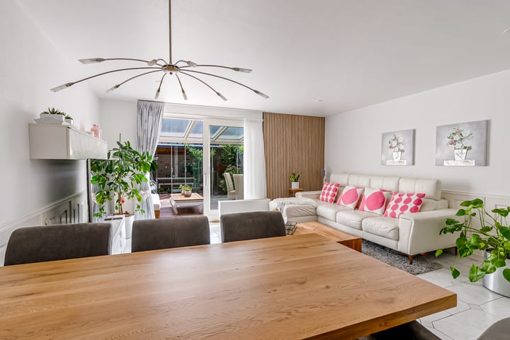 Foto 10 van Brederostraat 34