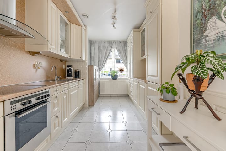 Foto 14 van Brederostraat 34