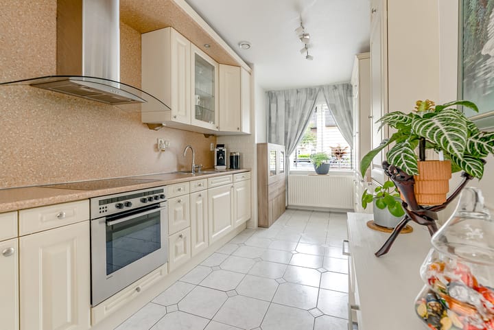 Foto 15 van Brederostraat 34