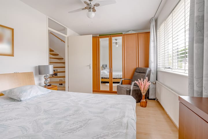 Foto 23 van Brederostraat 34