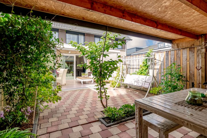 Foto 49 van Brederostraat 34