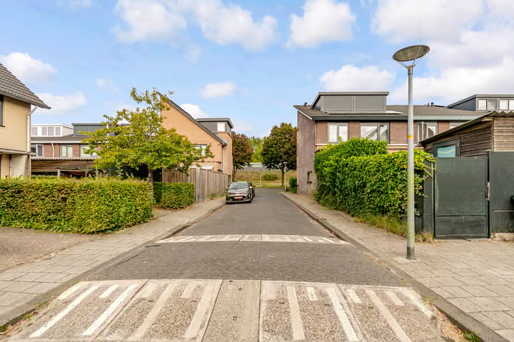 Foto 55 van Brederostraat 34