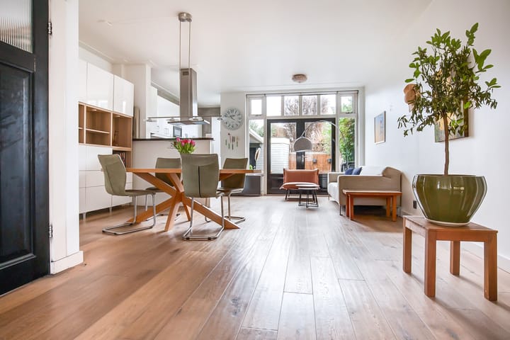 Foto 17 van Lamoraalstraat 4