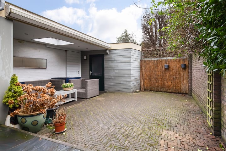 Foto 45 van Lamoraalstraat 4