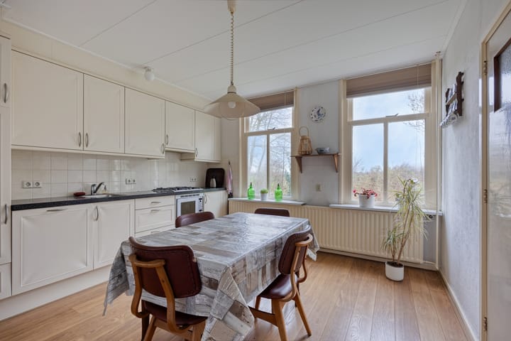 Foto 4 van Van Teylingenweg 143