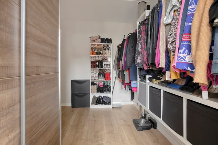 Photo 29 of Jasmijn 4