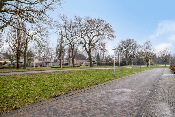 Photo 48 of Jasmijn 4