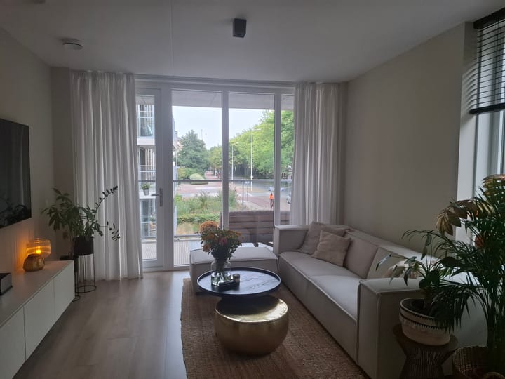 Photo 7 of Juliana van Stolberglaan 108-H