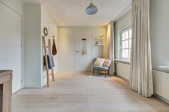 Photo 25 of Hoofdstraat 18-E