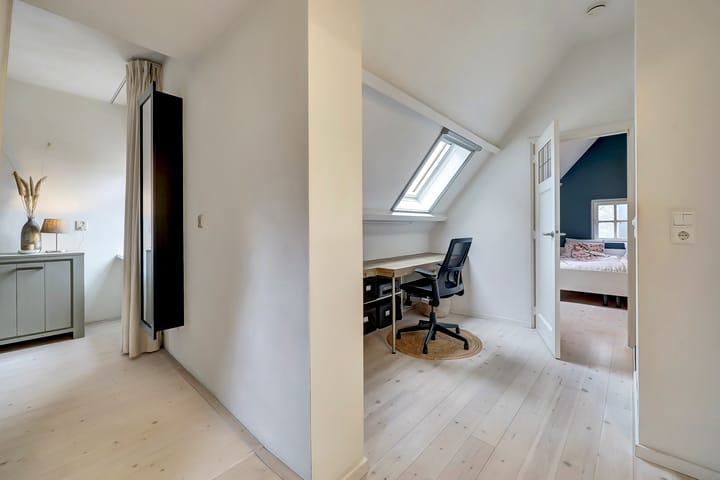 Photo 37 of Hoofdstraat 18-E