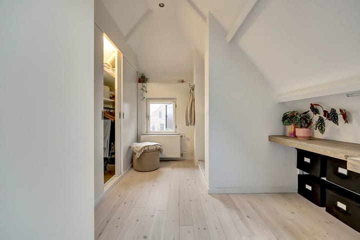 Photo 39 of Hoofdstraat 18-E