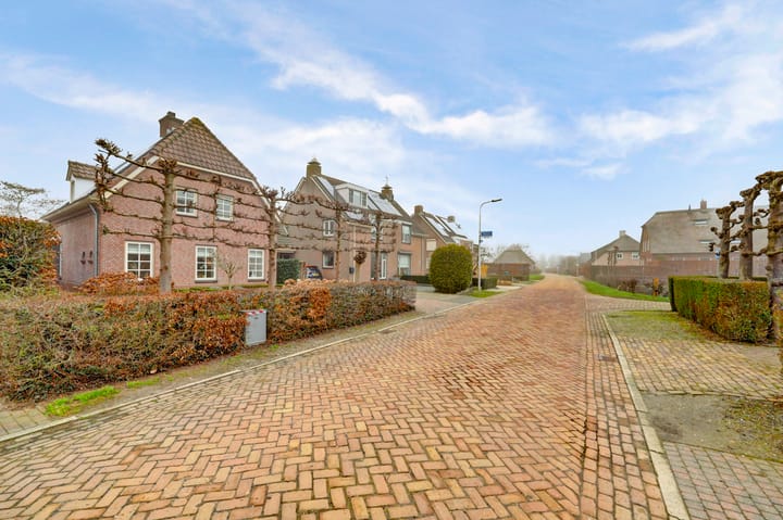 Photo 64 of Hoofdstraat 18-E