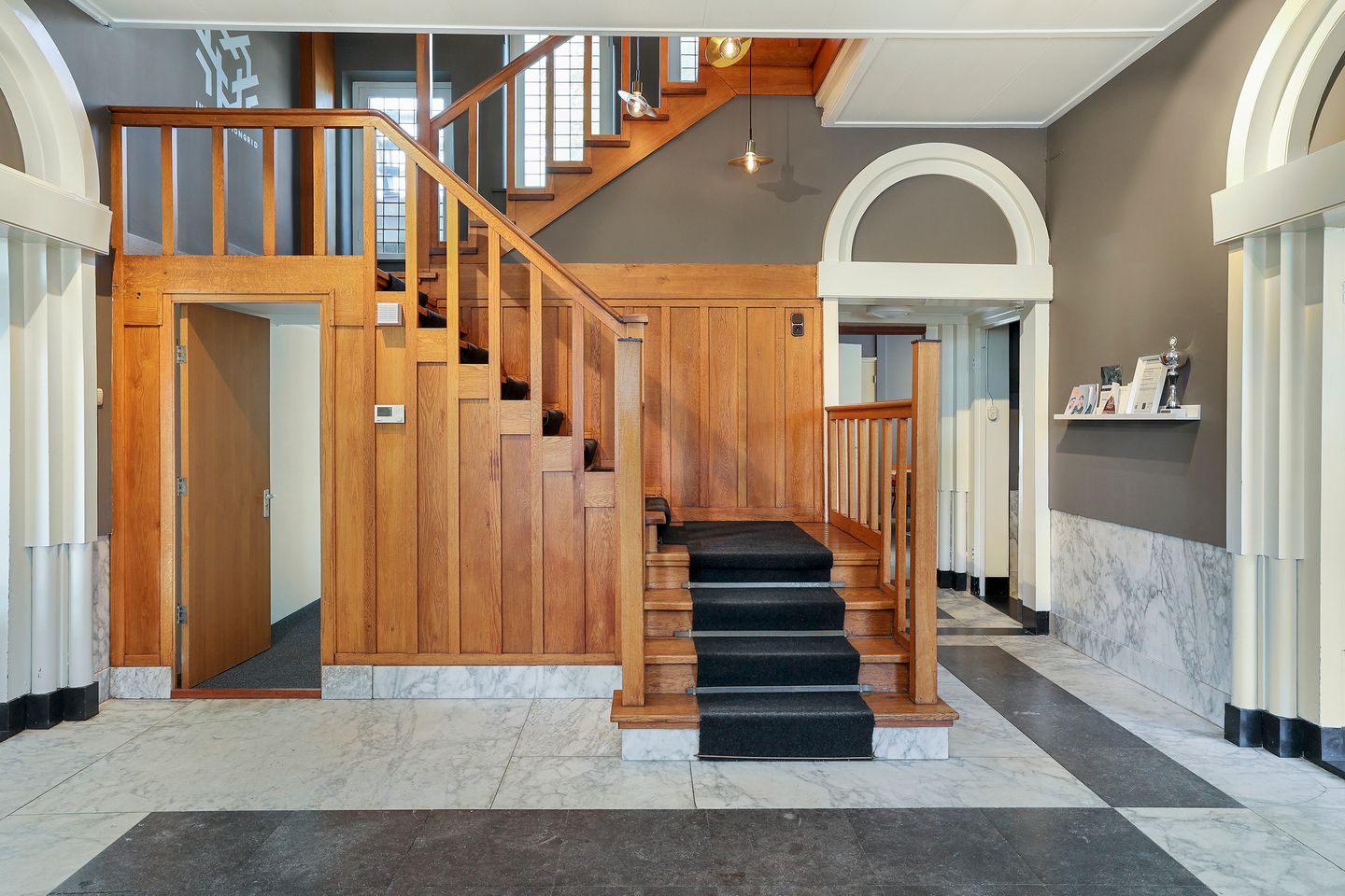 Bekijk foto 3 van Regentesselaan 11