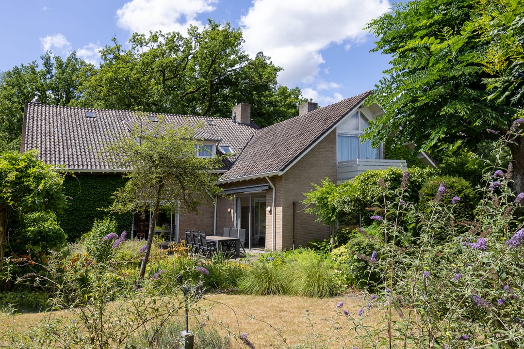 Photo 38 of Eikenlaan 10