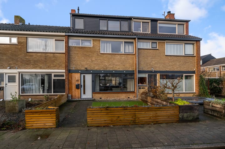 Foto 1 van Julianalaan 41