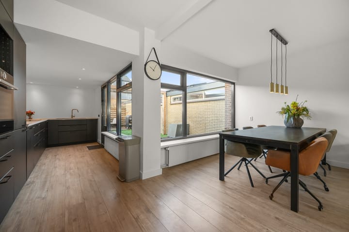 Foto 10 van Julianalaan 41