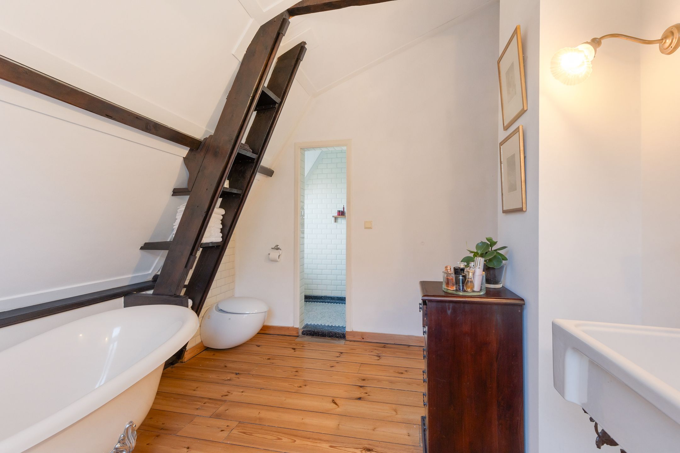 Foto 27 van Celebeslaan 1