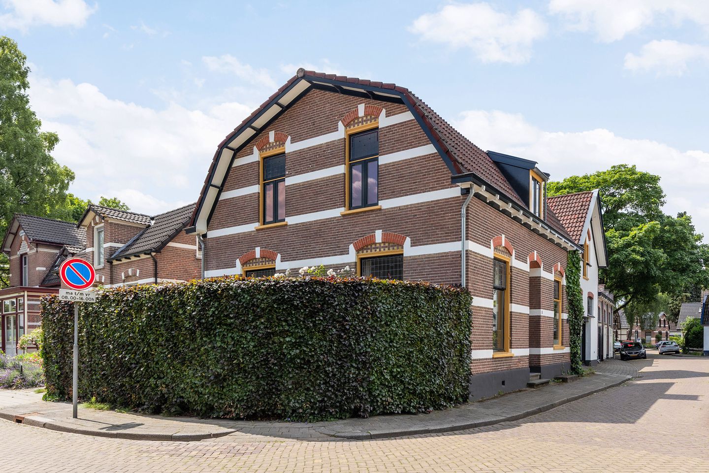 Foto 50 van Celebeslaan 1