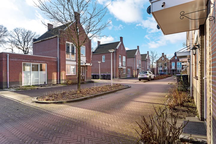 Photo 33 of Oosterhof 18