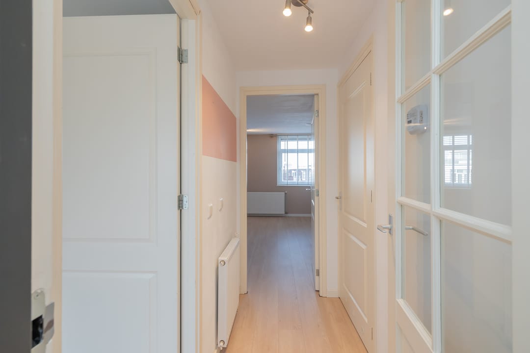 Foto 22 van Veerstraat 75-3