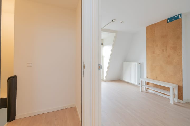 Foto 26 van Veerstraat 75-3