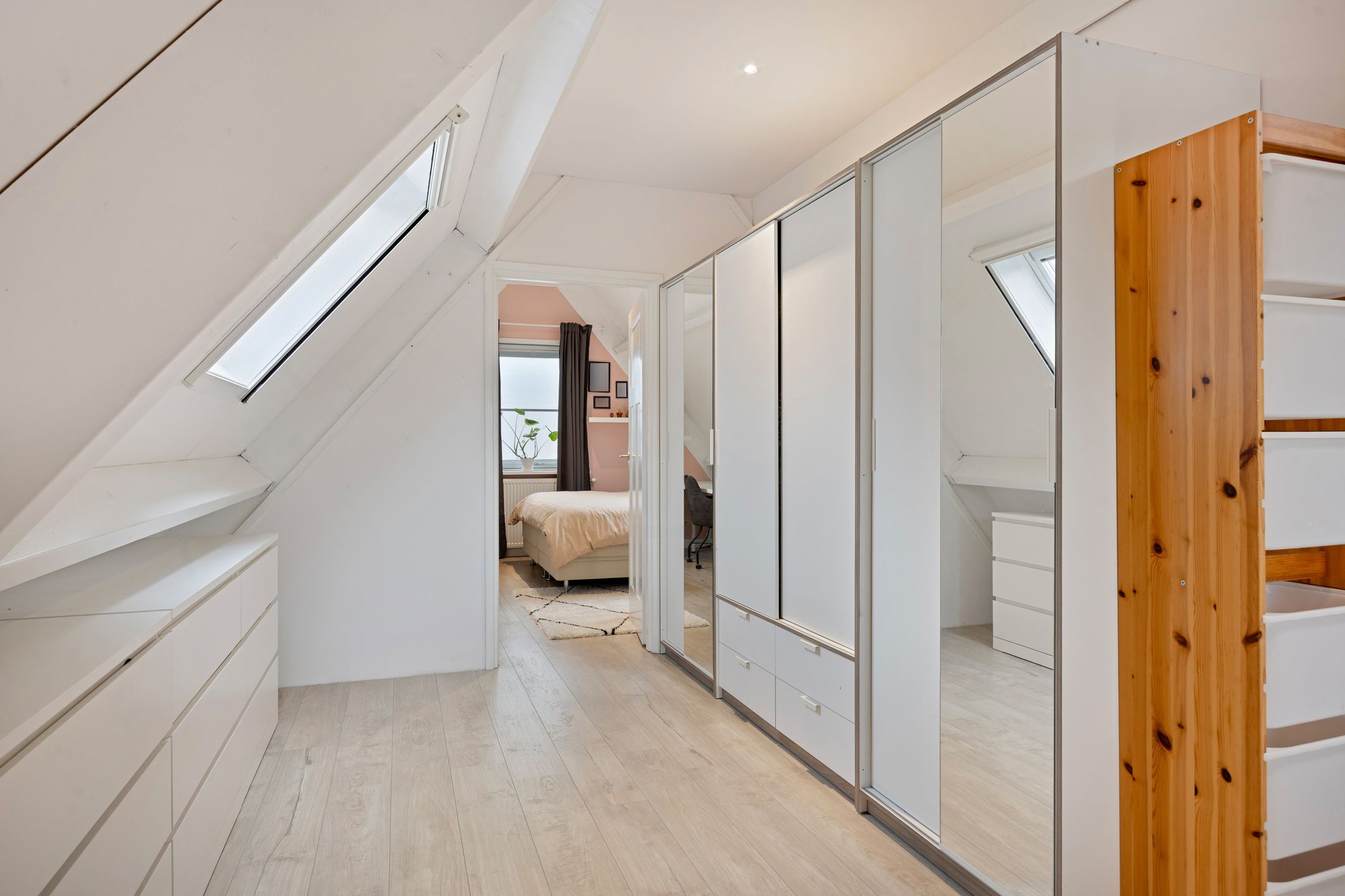 Photo 24 of Lepelaarstraat 8