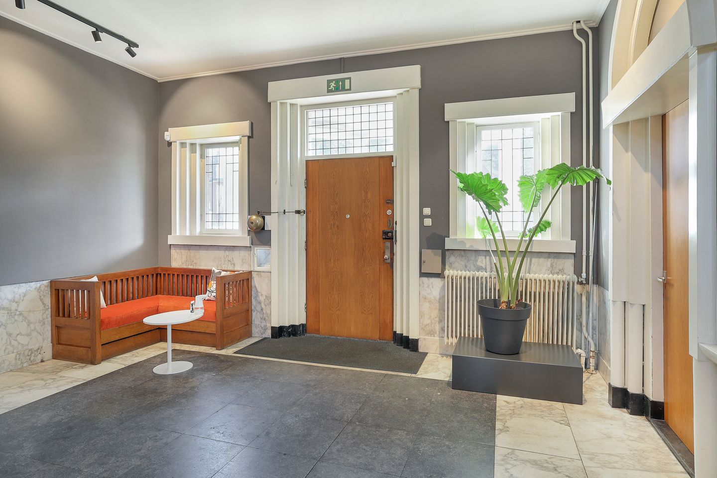 Bekijk foto 2 van Regentesselaan 11