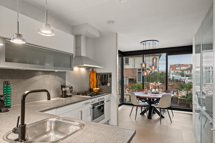 Foto 9 van Hugo de Grootstraat 70