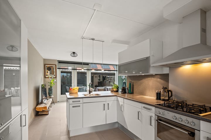 Foto 12 van Hugo de Grootstraat 70