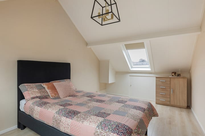 Foto 10 van Weerselosestraat 28