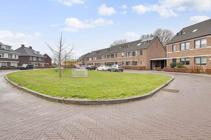 Foto 28 van Heeckerenhof 8