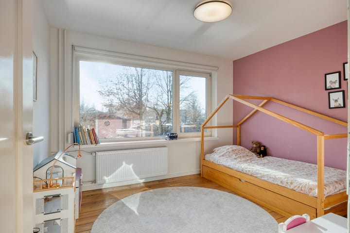 Photo 33 of Bernhardstraat 36