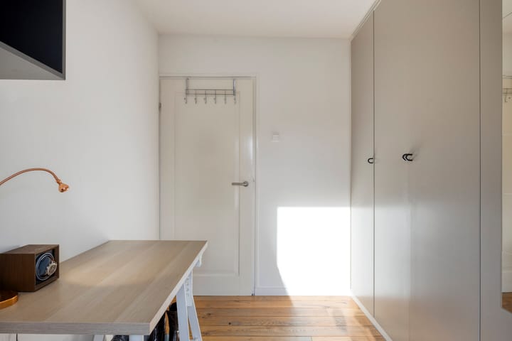 Photo 36 of Bernhardstraat 36