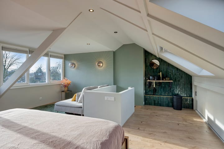 Photo 41 of Bernhardstraat 36