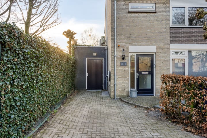 Photo 53 of Bernhardstraat 36