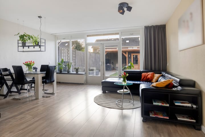 Photo 2 of Hofweg 48