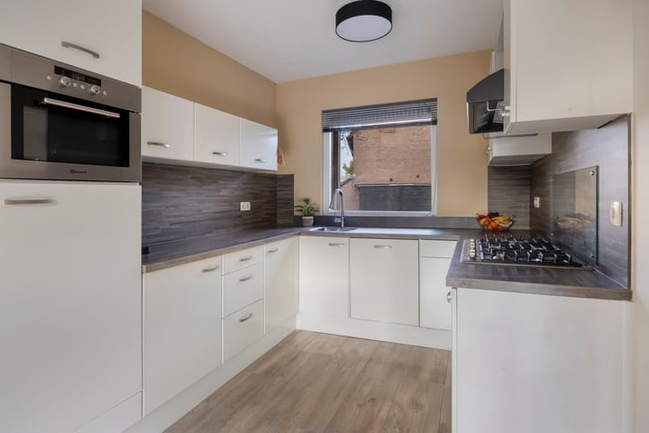 Photo 3 of Hofweg 48