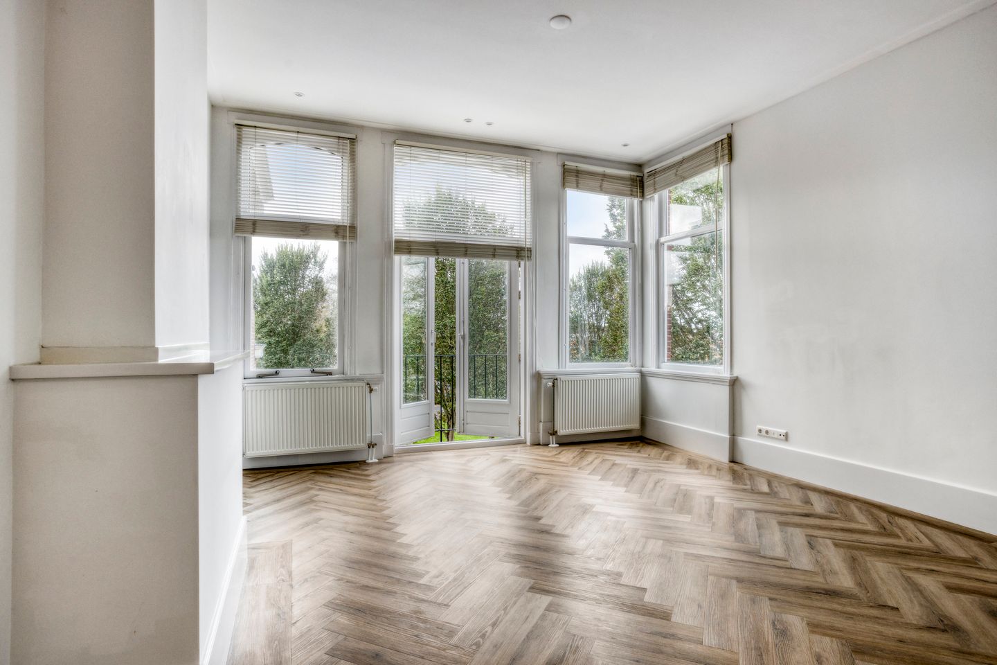 Foto 10 van Van Boetzelaerlaan 171-B