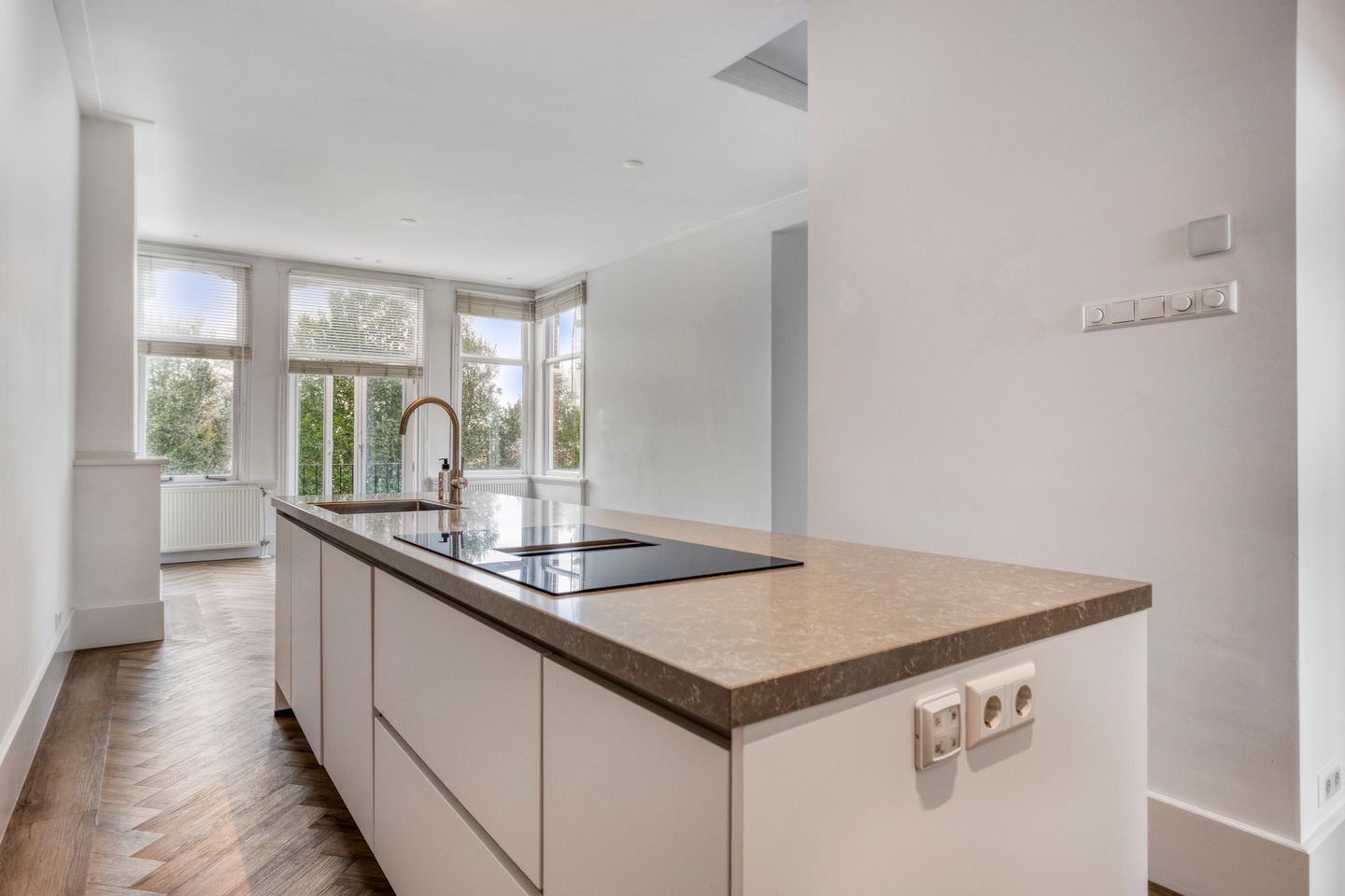 Foto 14 van Van Boetzelaerlaan 171-B