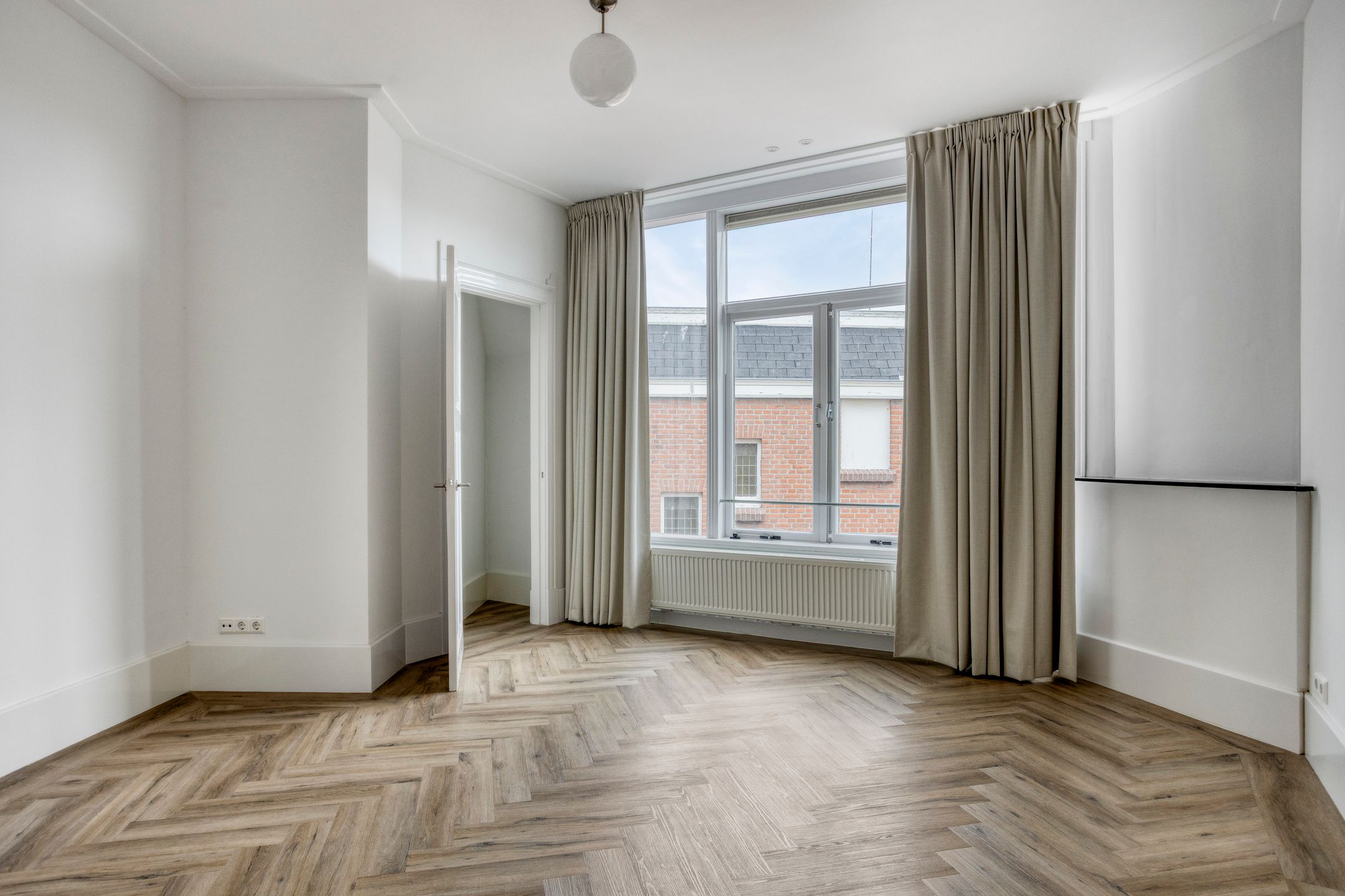 Foto 21 van Van Boetzelaerlaan 171-B