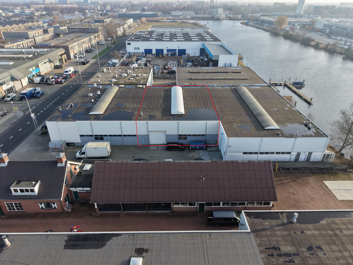 View photo 4 of Ondernemingsweg 7